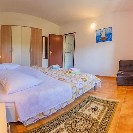 Apartment Dumicic 1 Mundanije ภายนอก รูปภาพ